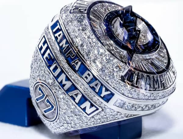 Vintage Stanley Cup Replica Ring from Tampa Bay Lightning's First Cup Win,  Fan Giveaway Ring, #1 Fan Ring, NHL Stanley Cup Ring, Size 8.5