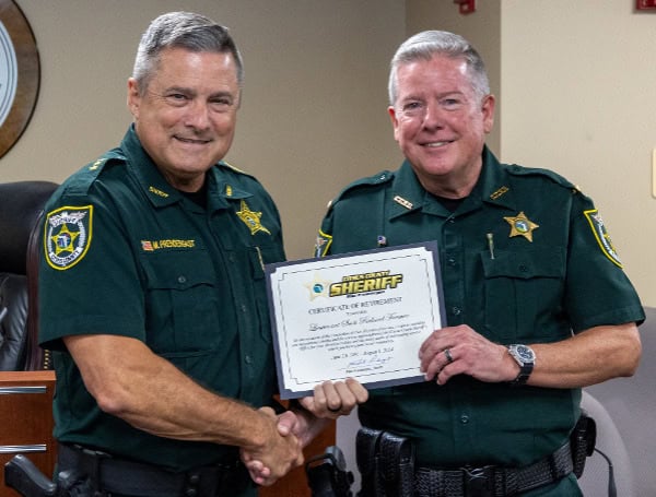 CCSO LIEUTENANT SCOTT FARMER RETIRES AFTER 33 YEARS OF DEDICATED SERVICE