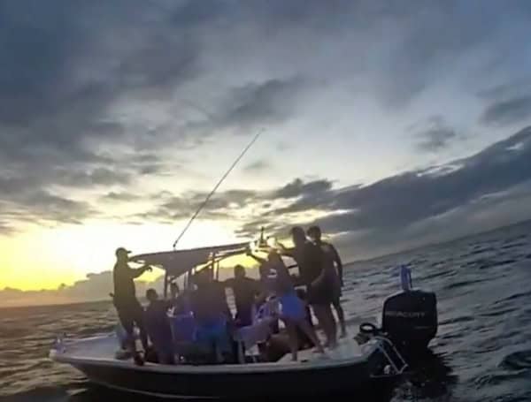 Hillsborough County Sheriff's Deputies Rescue Boat Passengers Stranded At Sea