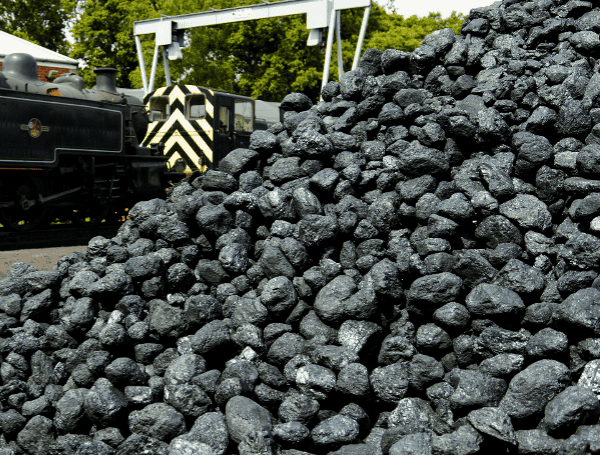 Coal Mining (Unsplash)