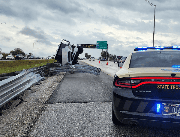 Truck Overturns On I-275 In Pinellas County, Driver Injured (FHP)